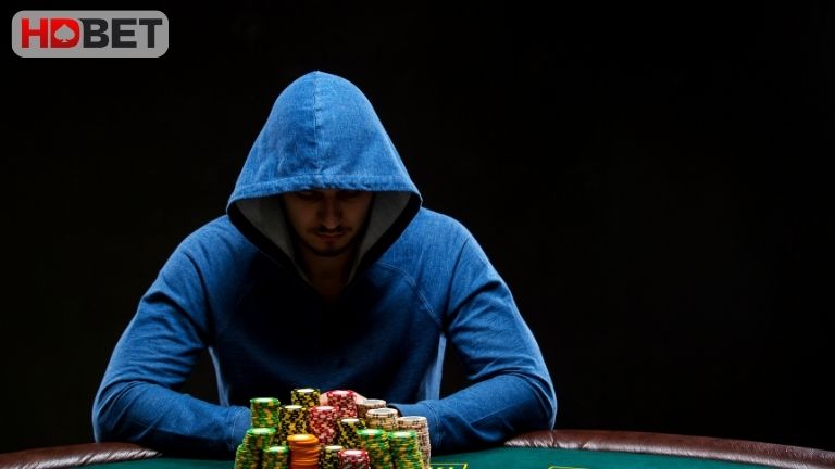 Kinh Nghiem Choi Co Thu Tu Poker Danh Cho Tan Thu